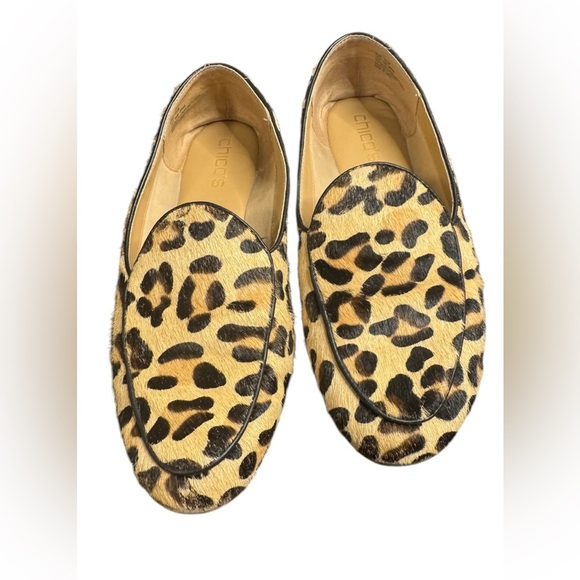 Chico’s leopard print slip on shoes - Picture 2 of 5